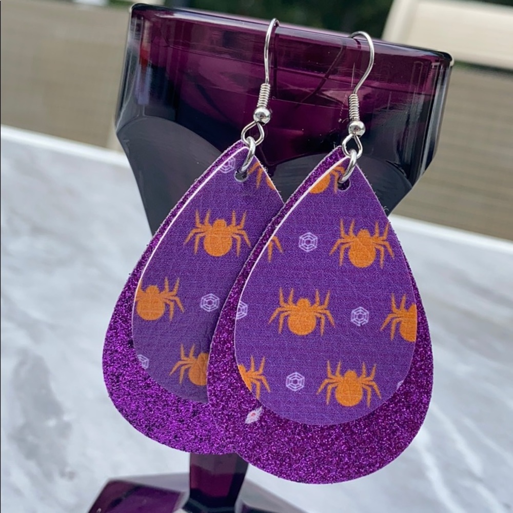 ✨ NWT! ✨ spider purple faux leather earrings